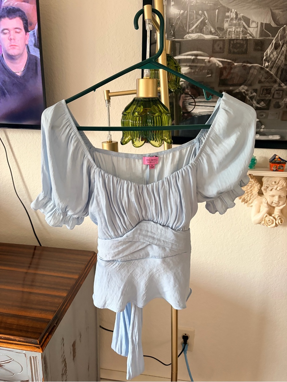 Mi Ami Francesca’s Puff Sleeve Tie Back Peplum Blouse size small